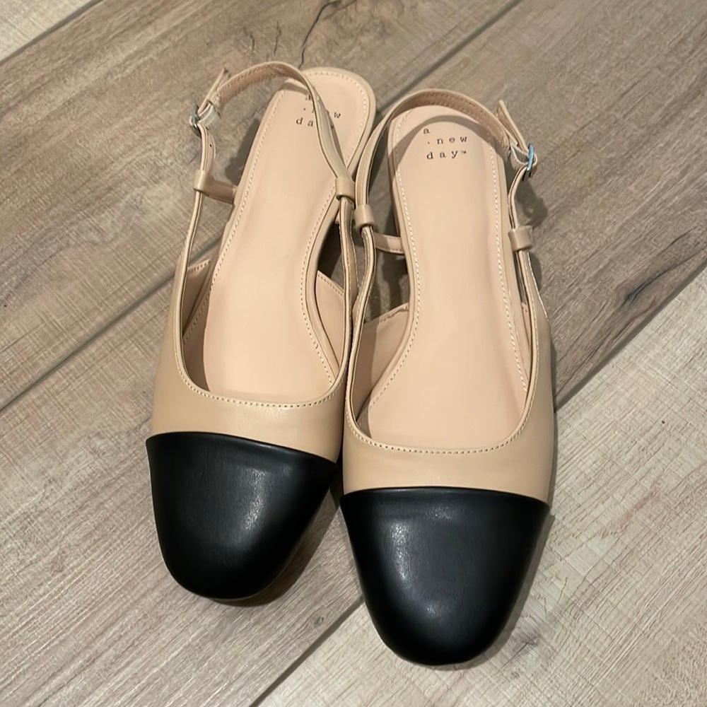 Target Women’s sling back shoe